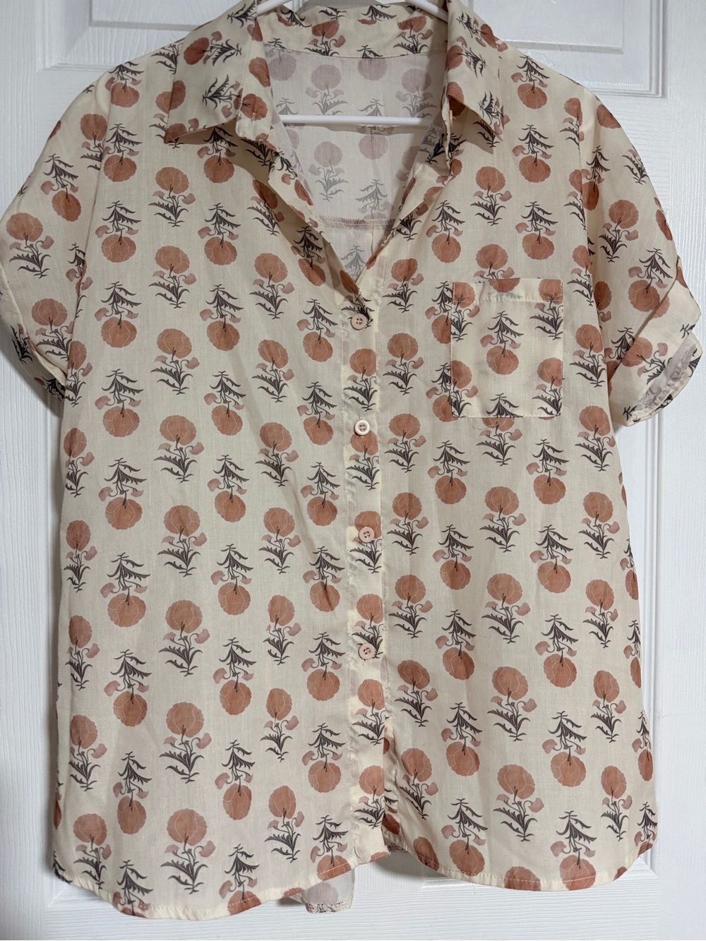 Women's (Men Shirts) Cream Short-Sleeve Button-Up Shirt with Rust Floral Print